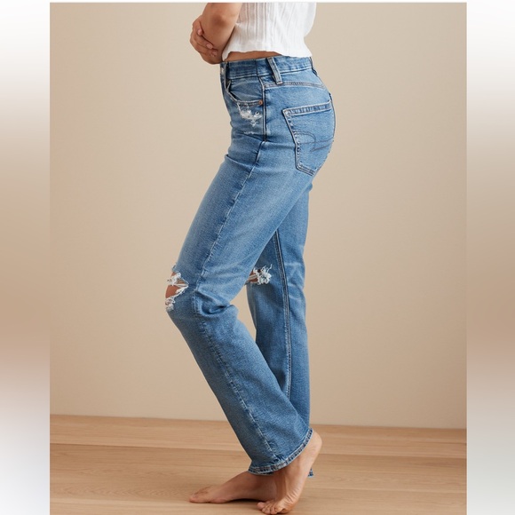 Stretch Curvy Ripped Straight Jean - Picture 3 of 8